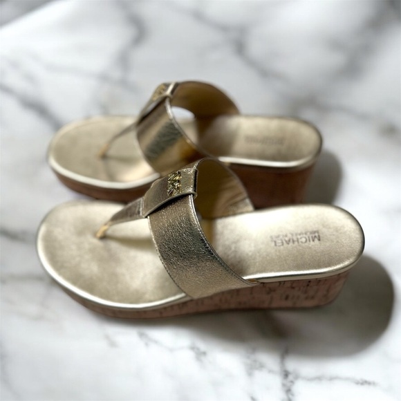 Michael Kors Metallic Gold Wedge Cork Platform Summer Sandals Size 7.5 - Picture 6 of 6